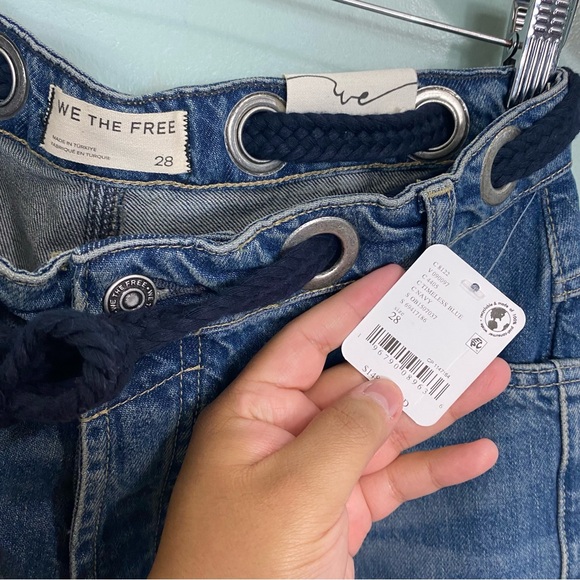 Free People We The Free Moxie Pull On Barrel Jeans Paint Splatter Blue Size 28 - Picture 3 of 4